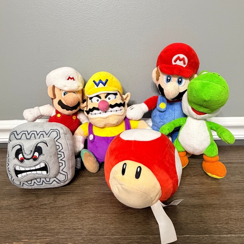 Nintendo Super Mario Plush Lot Mario Wario Yoshi Thwomp Mushroom 6pc Bundle